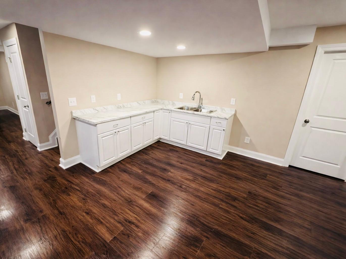 Modern feature wall and living room remodel serving Columbus, Ohio homeowners